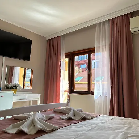 “poli” 4* Nesebyr