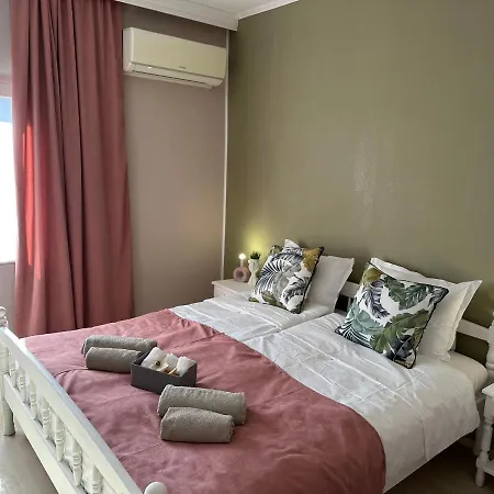 “poli” 게스트하우스 네세부르