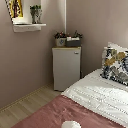 “poli” Vendégház Neszebar
