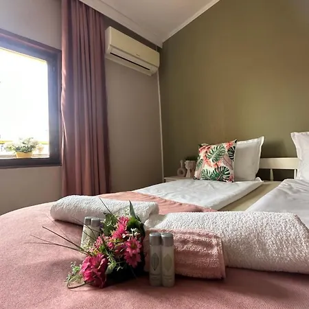 “poli” ネセバル