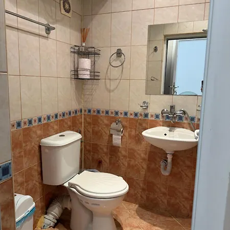 “poli” 4*