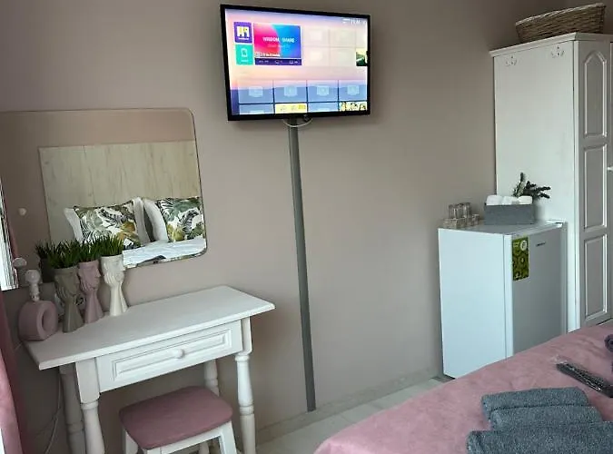 “poli” Gæstehus 4*